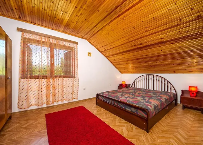 Daire Familia Nyaralo 16 *