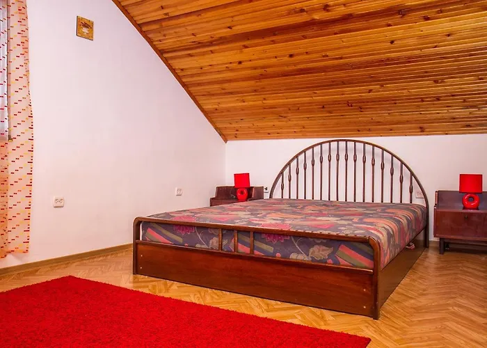 Familia 16 Balatonmáriafürdő